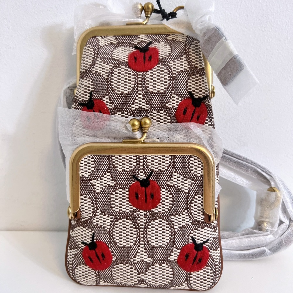 Rare Find‼️ Coach Double Frame Kisslock with Embroidereded Ladybug C6522